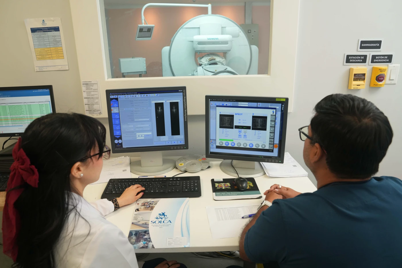 <small>
Contamos con Servicio local de imágenes.
</small>